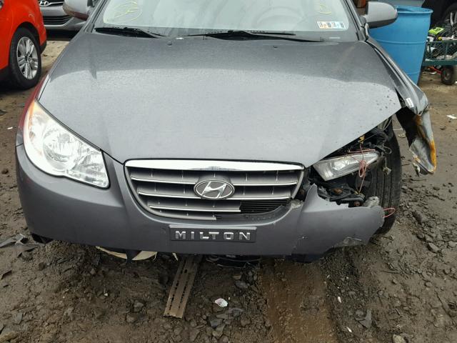 KMHDU46D28U440938 - 2008 HYUNDAI ELANTRA GL GRAY photo 7