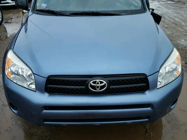 JTMBD33V786082095 - 2008 TOYOTA RAV4 BLUE photo 7