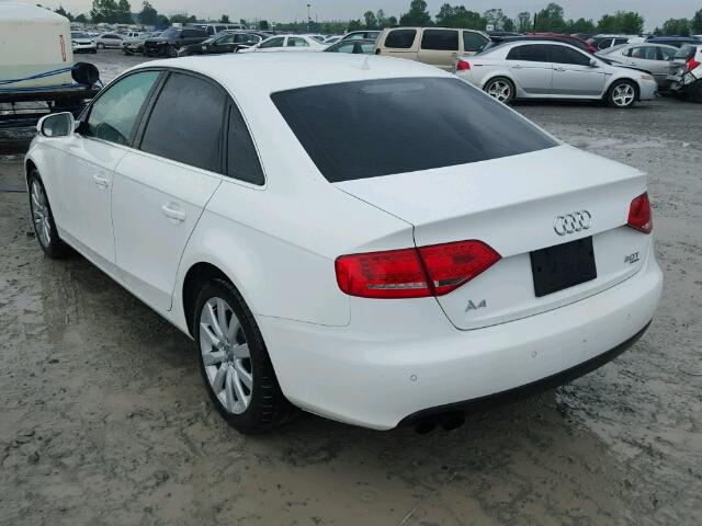 WAUKFCFL8BA110704 - 2011 AUDI A4 2.0T QU WHITE photo 3