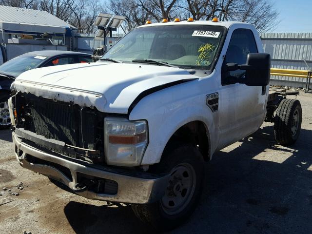 1FDWF3FR6AEB07151 - 2010 FORD F350 SUPER WHITE photo 2