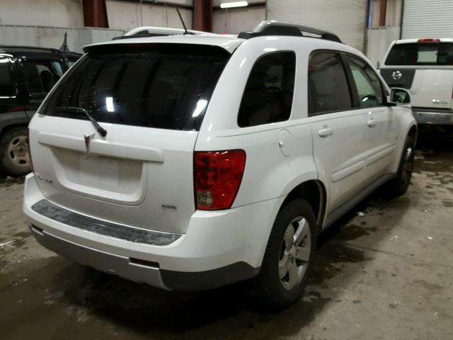 2CKDL73F476041422 - 2007 PONTIAC TORRENT WHITE photo 4