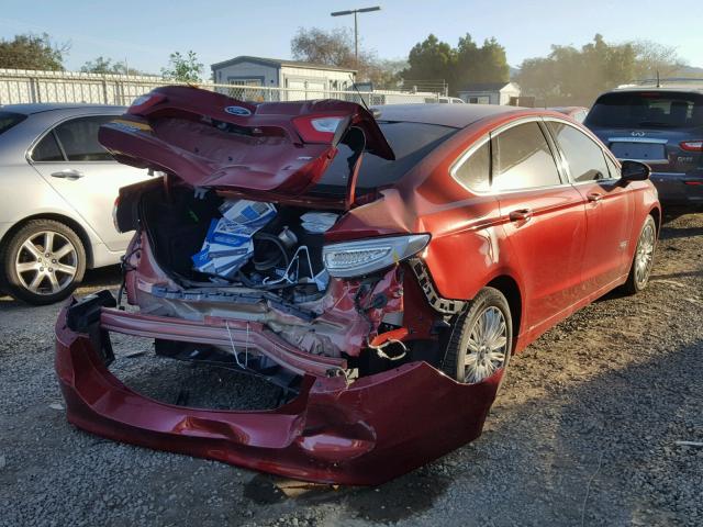 3FA6P0PU9GR320819 - 2016 FORD FUSION SE RED photo 4