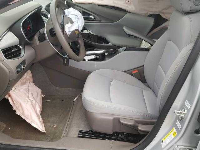 1G1ZB5ST1GF358455 - 2016 CHEVROLET MALIBU LS ვერცხლისფერი ფოტო 5