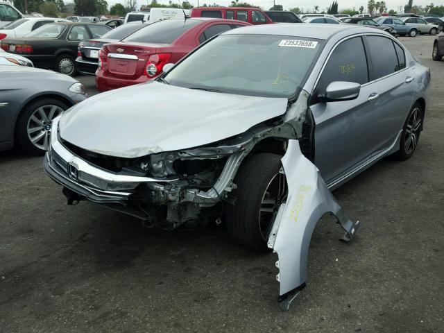 1HGCR2F53HA043790 - 2017 HONDA ACCORD SPO SILVER photo 2