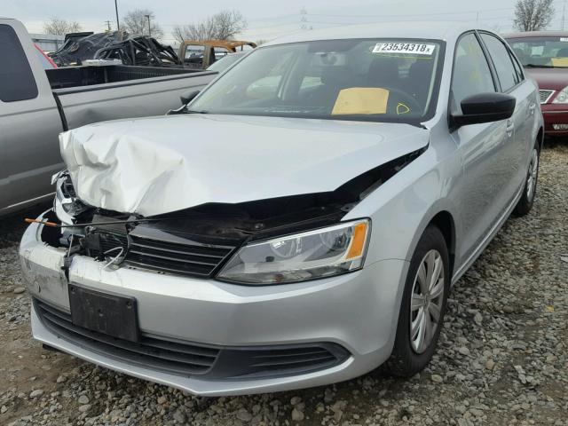 3VW2K7AJ0DM211203 - 2013 VOLKSWAGEN JETTA BASE SILVER photo 2