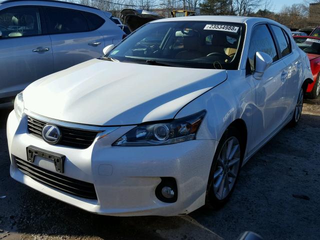 JTHKD5BH8C2098540 - 2012 LEXUS CT 200 WHITE photo 2