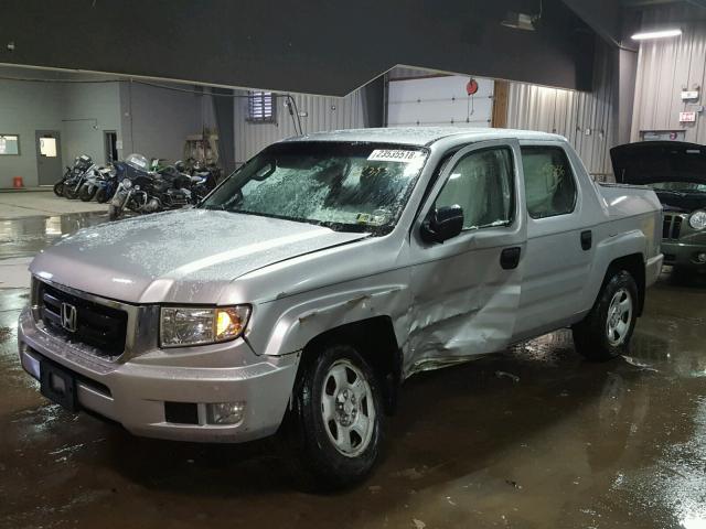 5FPYK1F24AB005272 - 2010 HONDA RIDGELINE SILVER photo 2