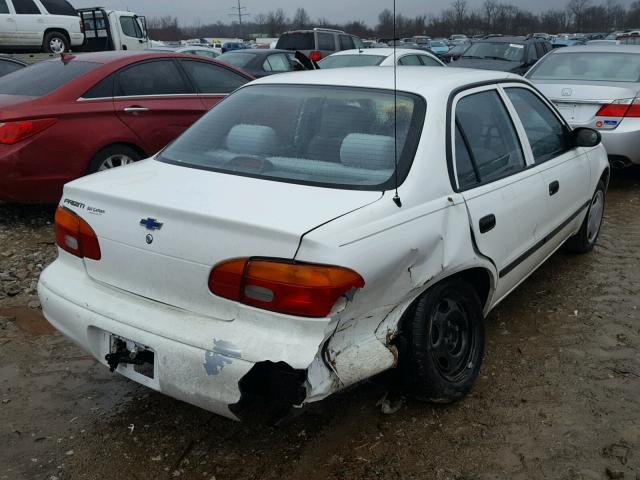 1Y1SK5281WZ431319 - 1998 CHEVROLET GEO PRIZM WHITE photo 4