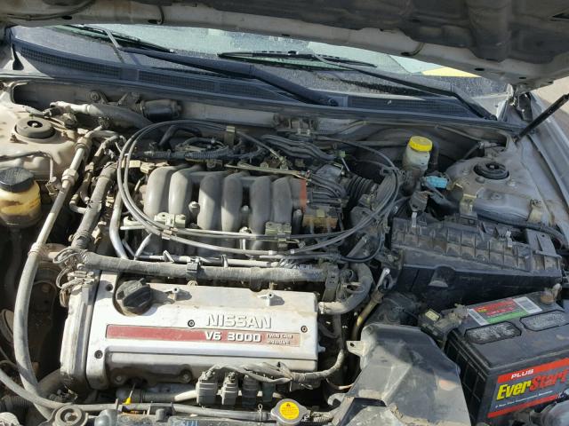 JN1CA31D51T827332 - 2001 NISSAN MAXIMA GXE SILVER photo 7