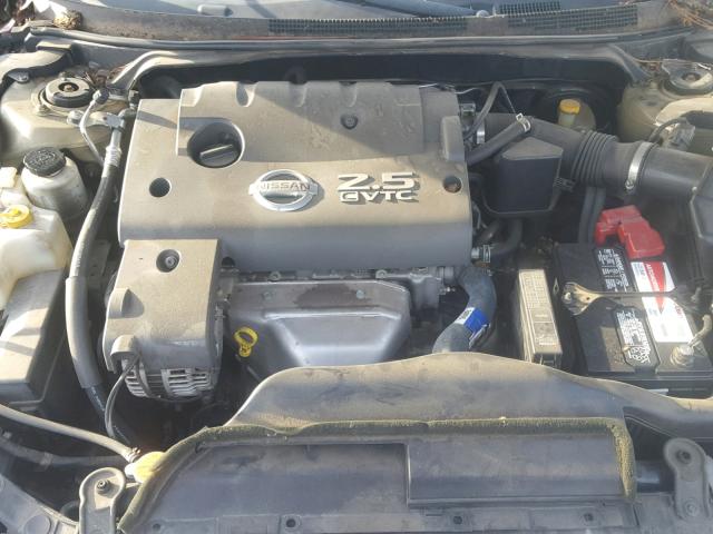 1N4AL11D62C184225 - 2002 NISSAN ALTIMA BAS GOLD photo 7