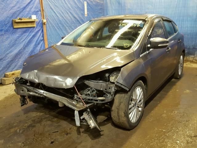 1FAHP3M29CL288248 - 2012 FORD FOCUS SEL SILVER photo 2