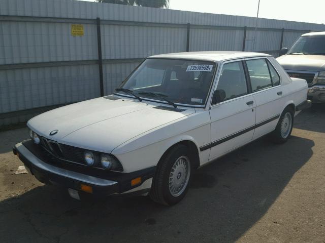 WBADC8406J1724608 - 1988 BMW 535 AUTOMA WHITE photo 2