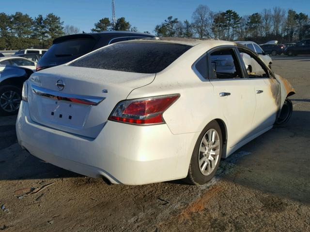 1N4AL3AP6FC231829 - 2015 NISSAN ALTIMA 2.5 WHITE photo 4