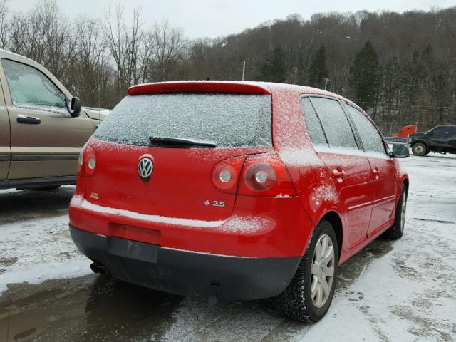 WVWCR71K67W156692 - 2007 VOLKSWAGEN RABBIT RED photo 4