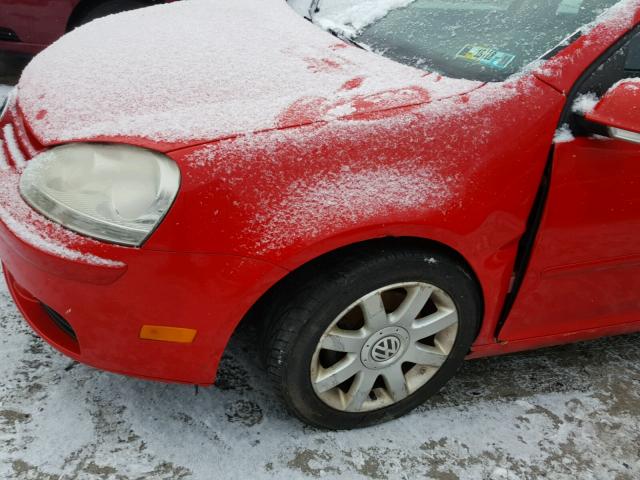 WVWCR71K67W156692 - 2007 VOLKSWAGEN RABBIT RED photo 9