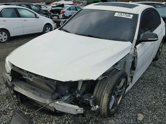 WBA3B9G58FNR94354 - 2015 BMW 335 XI Սպիտակ լուսանկար 2