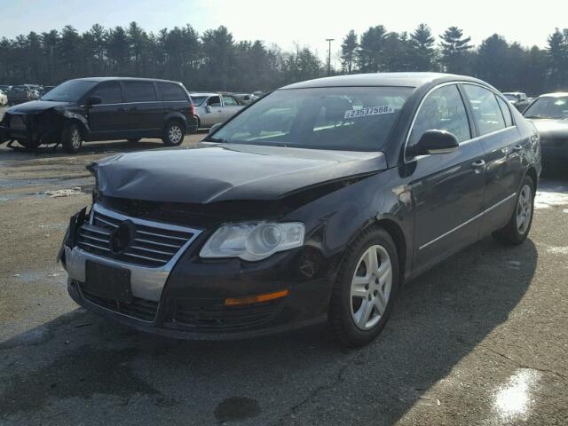 WVWAK73C18P017664 - 2008 VOLKSWAGEN PASSAT KOM BLACK photo 2