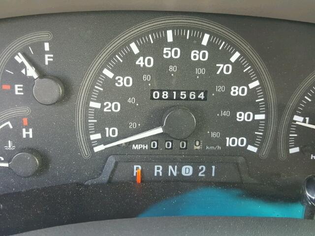 5LMRU27L4WLJ39264 - 1998 LINCOLN NAVIGATOR ვერცხლისფერი ფოტო 8