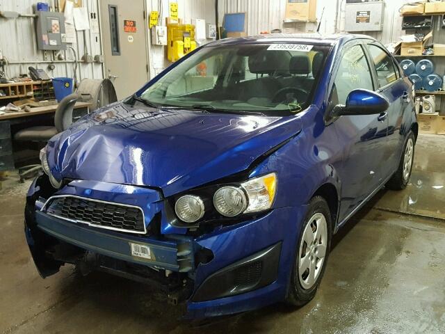 1G1JA5SH9D4225736 - 2013 CHEVROLET SONIC LS BLUE photo 2