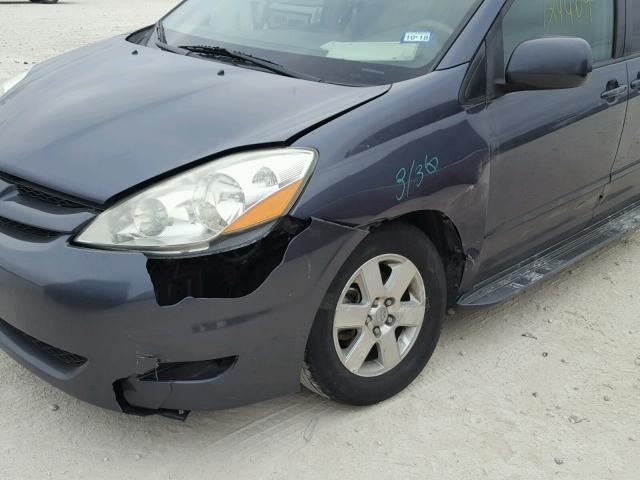 5TDZA22C46S563551 - 2006 TOYOTA SIENNA XLE BLUE photo 9