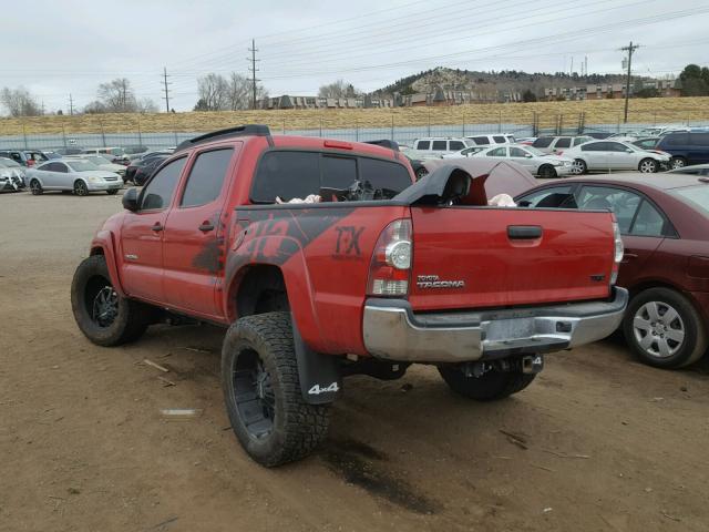 5TFLU4EN3DX069551 - 2013 TOYOTA TACOMA DOU RED photo 3