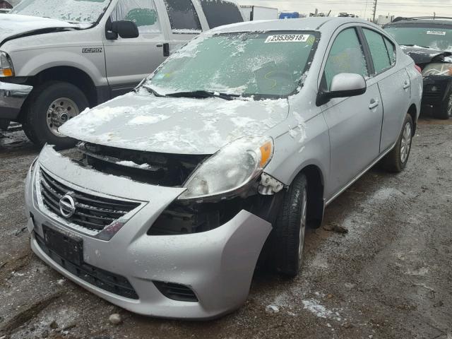 3N1CN7AP4CL925247 - 2012 NISSAN VERSA S SILVER photo 2