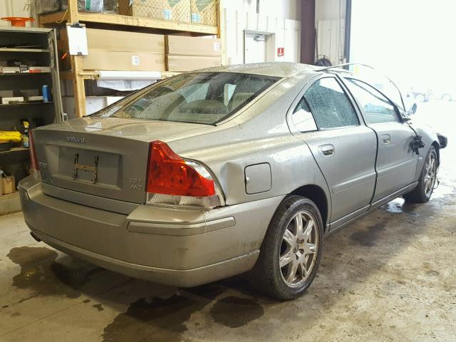 YV1RH592762530880 - 2006 VOLVO S60 2.5T GOLD photo 4