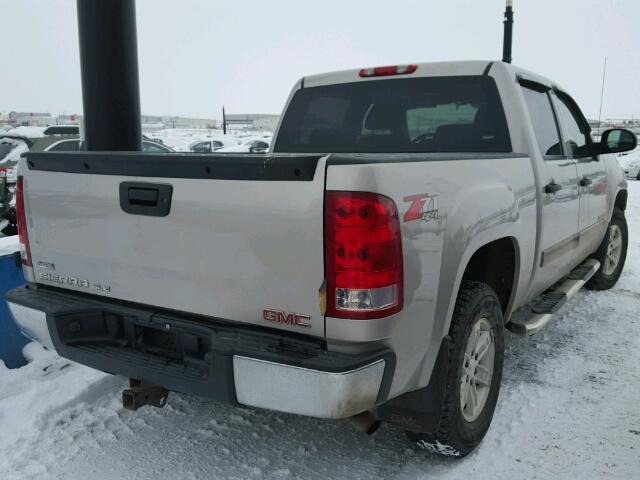 2GTEK133881301708 - 2008 GMC SIERRA K15 GRAY photo 4