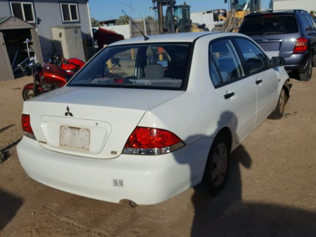 JA3AJ26E35U011069 - 2005 MITSUBISHI LANCER ES WHITE photo 4