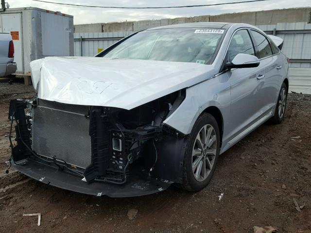 5NPE34AF8GH424174 - 2016 HYUNDAI SONATA SPO SILVER photo 2