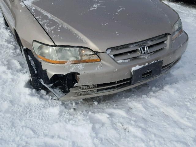 1HGCG56762A803520 - 2002 HONDA ACCORD SE TAN photo 9