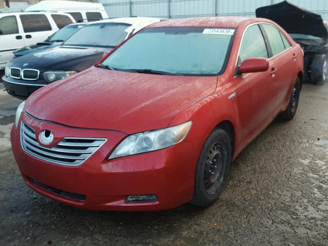 4T1BB3EK3AU124526 - 2010 TOYOTA CAMRY HYBR RED photo 2