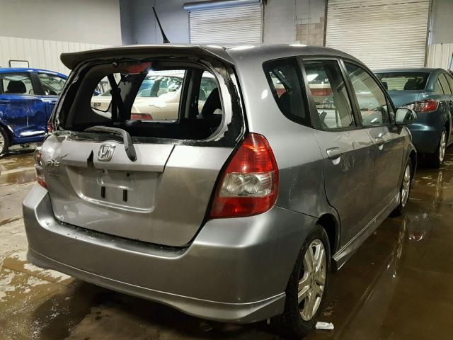 JHMGD38697S062832 - 2007 HONDA FIT S GRAY photo 4