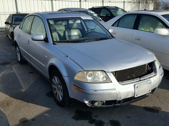 WVWPD63B22P042702 - 2002 VOLKSWAGEN PASSAT GLS SILVER photo 1