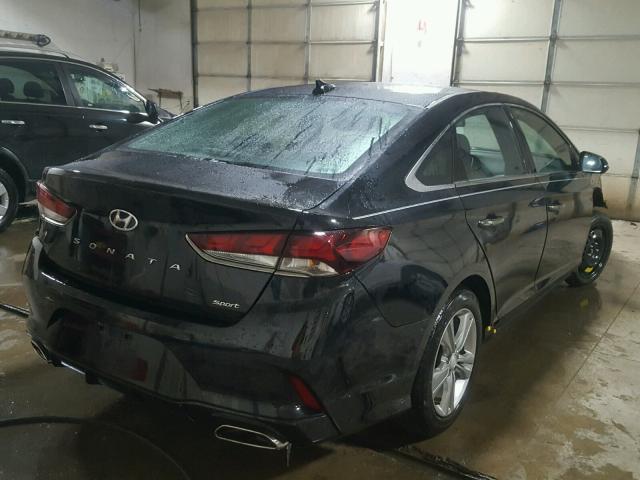 5NPE34AF0JH638101 - 2018 HYUNDAI SONATA SPO BLACK photo 4