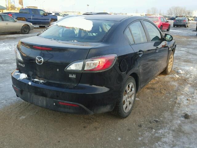 JM1BL1SF3A1117395 - 2010 MAZDA 3 I BLACK photo 4