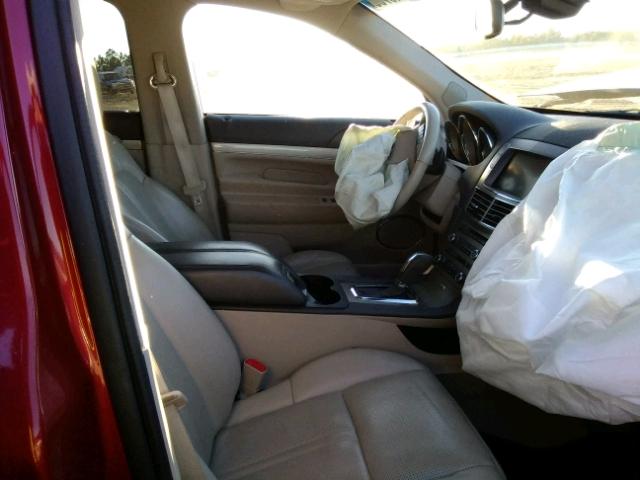 2LMHJ5AT2ABJ03801 - 2010 LINCOLN MKT RED photo 5