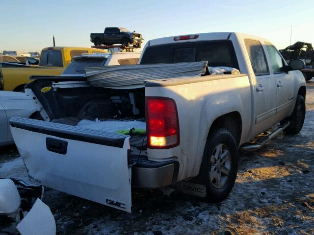 2GTEK133271650149 - 2007 GMC NEW SIERRA WHITE photo 4