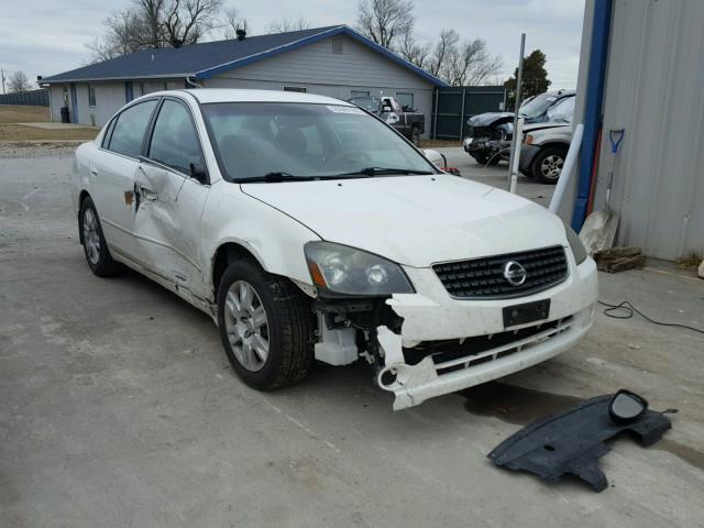 1N4AL11D45C352366 - 2005 NISSAN ALTIMA S WHITE photo 1