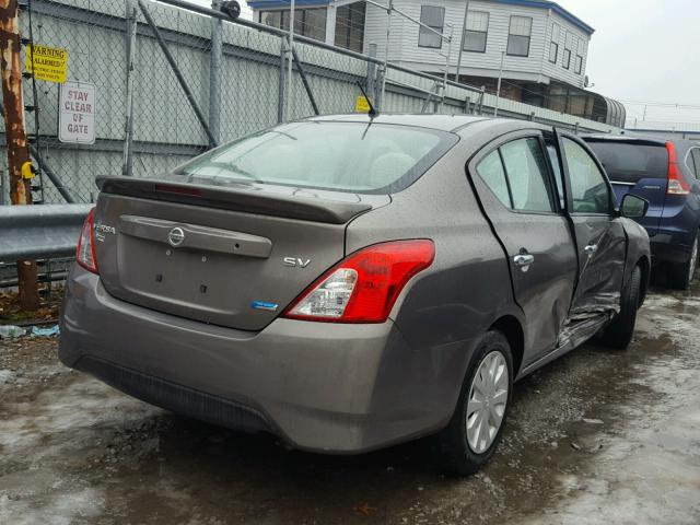 3N1CN7AP2GL803895 - 2016 NISSAN VERSA S BROWN photo 4