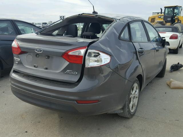 3FADP4BJ3FM150433 - 2015 FORD FIESTA SE GRAY photo 4