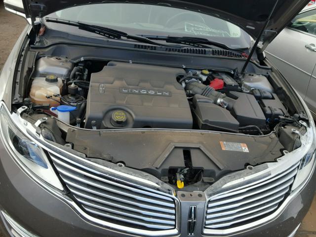 3LN6L2GKXGR612796 - 2016 LINCOLN MKZ GRAY photo 7