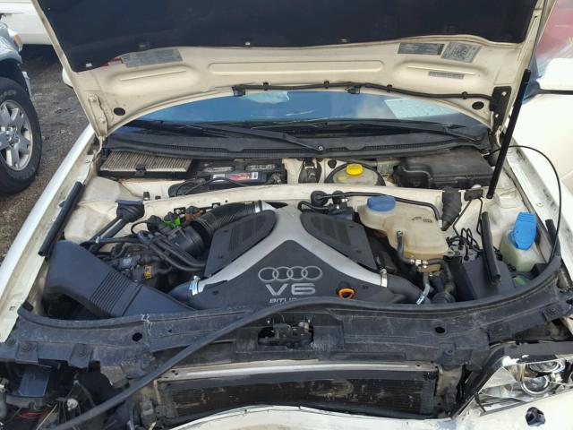 WAUED64B11N142366 - 2001 AUDI A6 2.7T QU WHITE photo 7