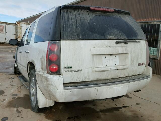 1GKS2EEFXBR103667 - 2011 GMC YUKON DENA WHITE photo 3