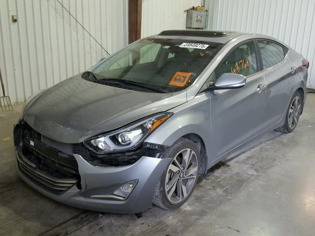 5NPDH4AE9FH549302 - 2015 HYUNDAI ELANTRA SE SILVER photo 2