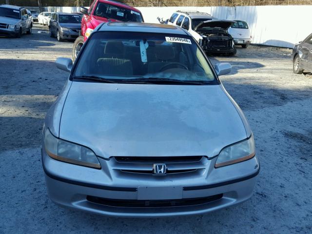 1HGCG6679WA172855 - 1998 HONDA ACCORD EX GRAY photo 9