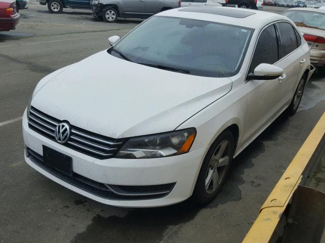 1VWBP7A35CC043237 - 2012 VOLKSWAGEN PASSAT SE WHITE photo 2