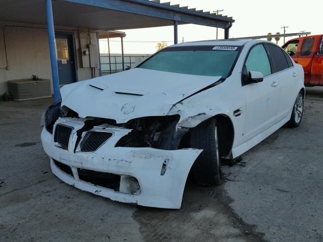 6G2ER57719L212985 - 2009 PONTIAC G8 WHITE photo 2