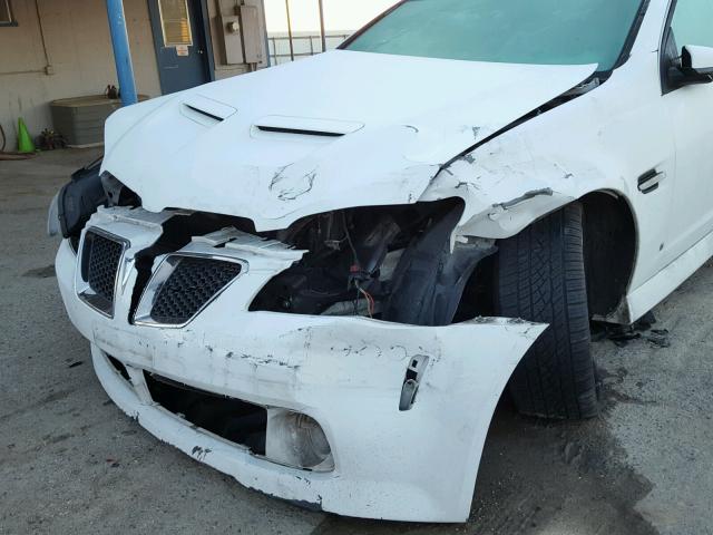 6G2ER57719L212985 - 2009 PONTIAC G8 WHITE photo 9