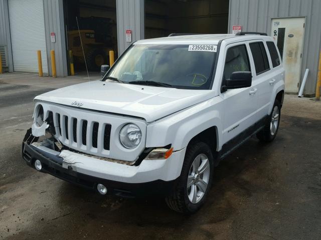 1J4NF1GB1BD250340 - 2011 JEEP PATRIOT SP WHITE photo 2